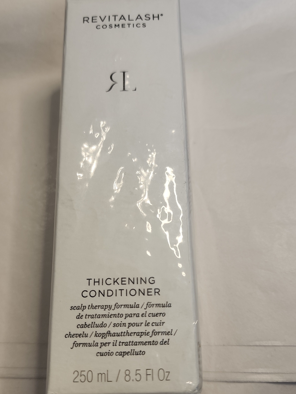 RevitaLash Thickening Conditioner — White